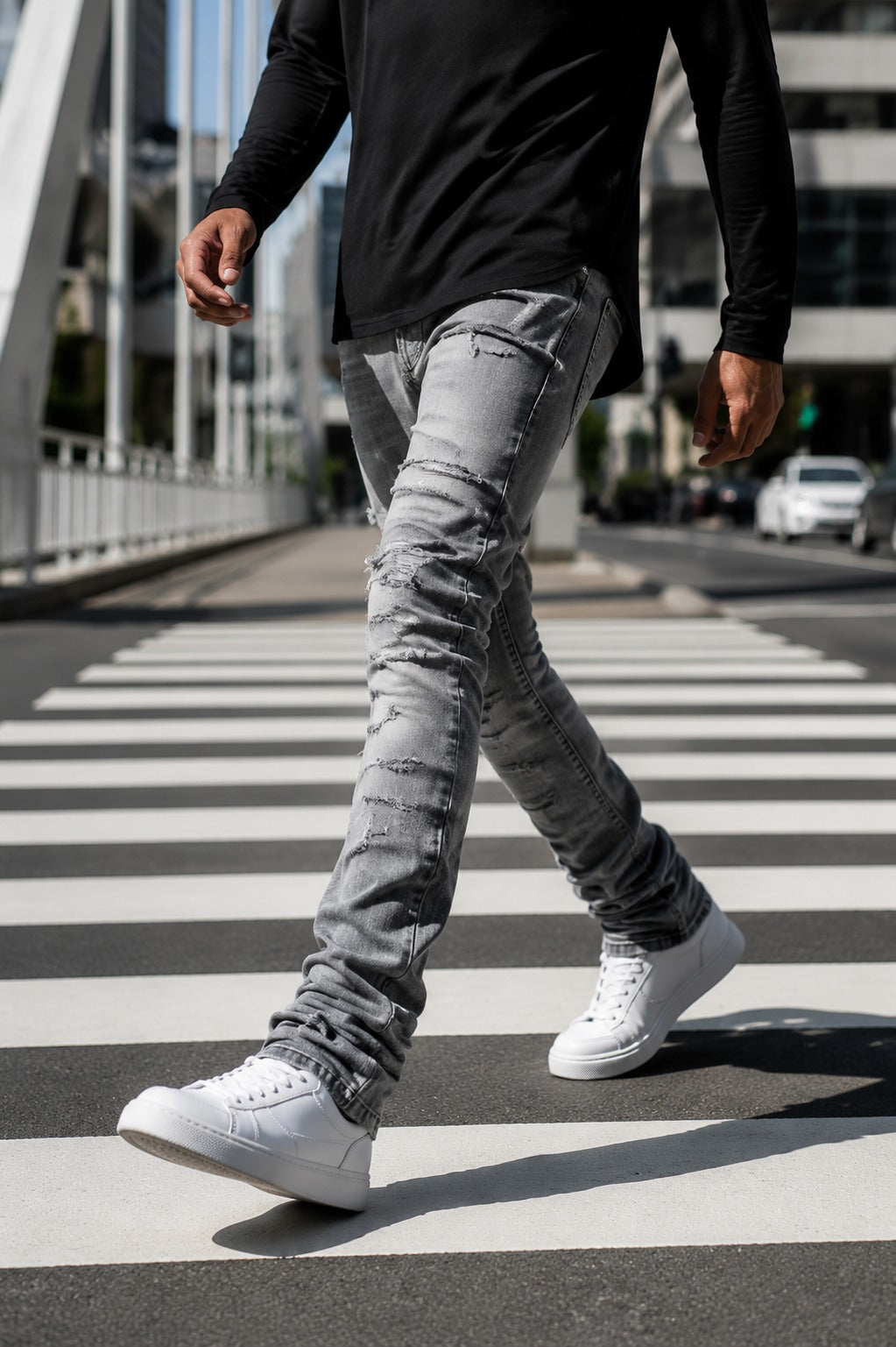 Men's High Street Distressed Stacked Jeans Patchwork Frayed Slim Straight Denim Pants Blue Trendy Fashion Slim Fit Trousers 1 sold